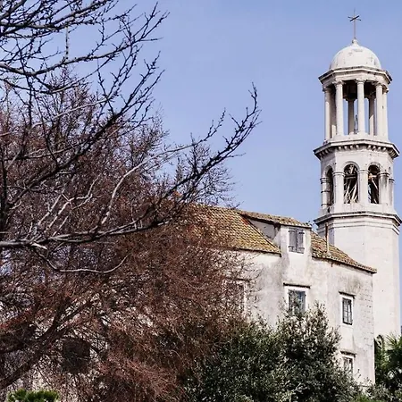 Сasa de vacaciones House Nevenka Kaštel Stari