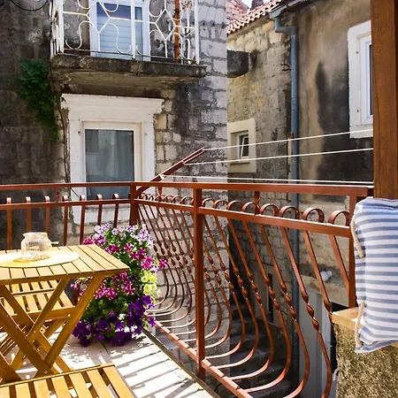 House Nevenka Kaštel Stari